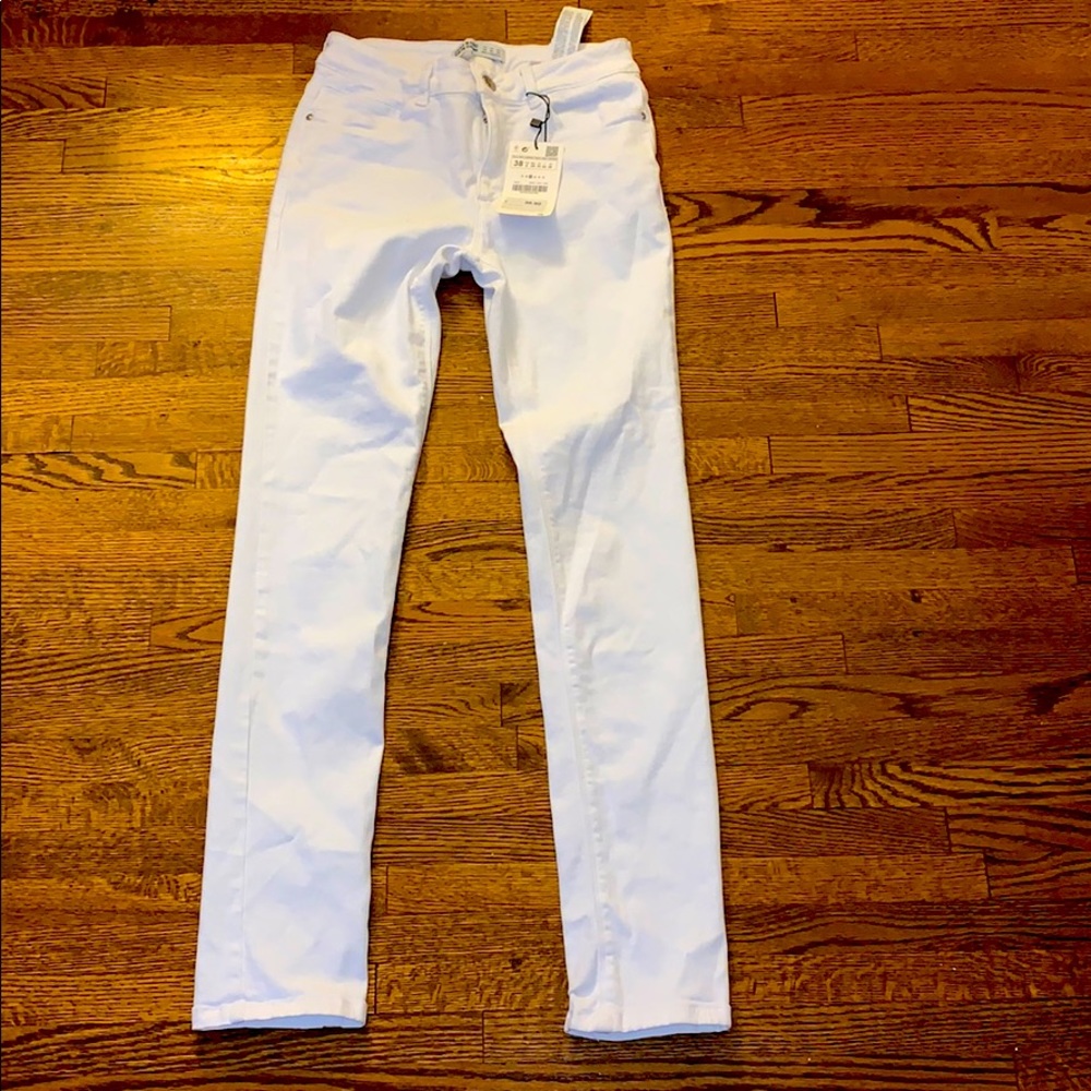 Zara Basic white jeans (unworn)